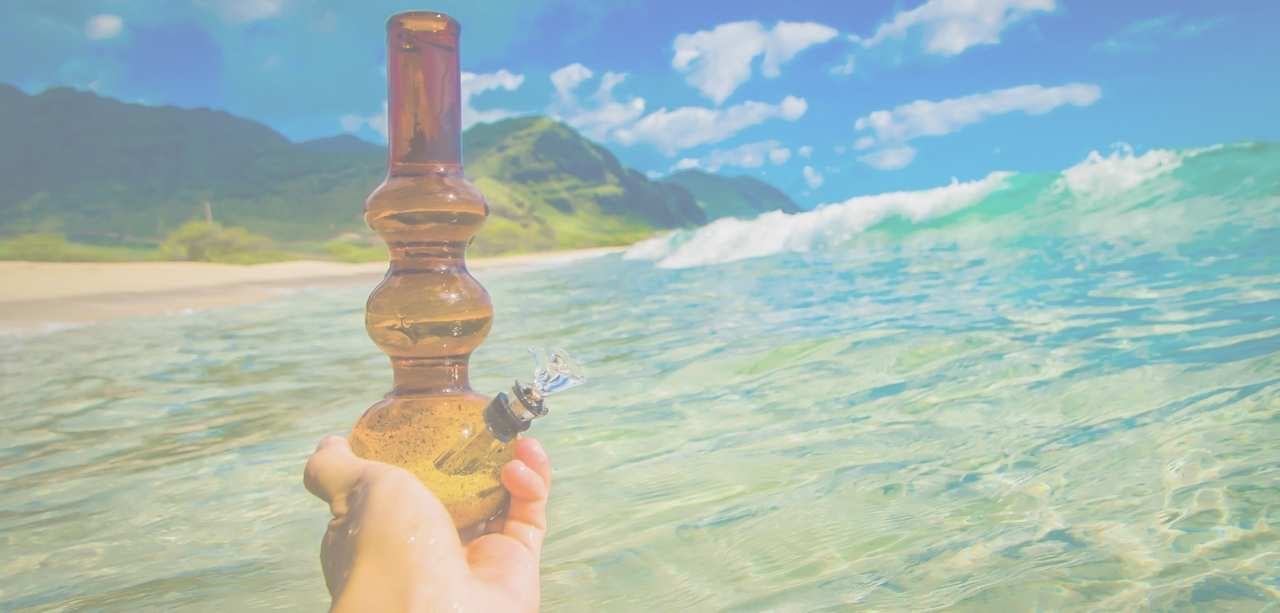 Spilled the Bong Water? How to Get that Bong Water Stank Out of Your